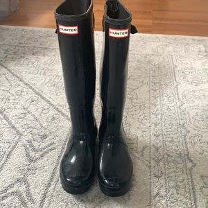 Black Glossy Hunter Rain Boots